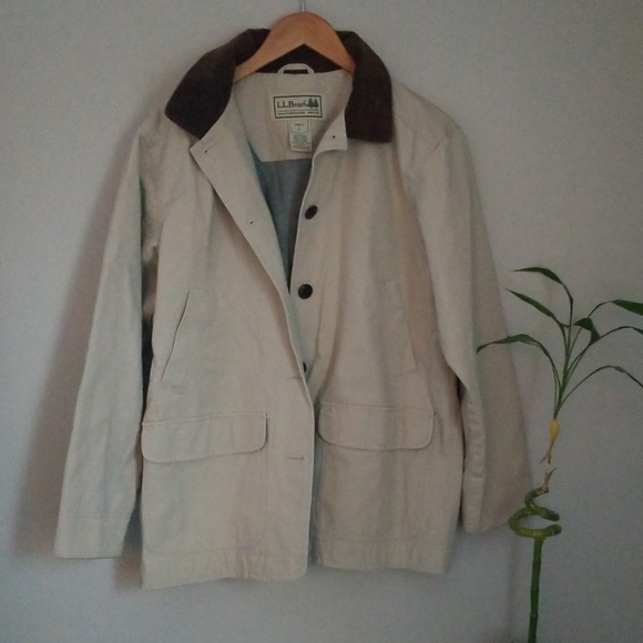 L.L. Bean Jackets & Blazers - 🌴BOGO FREE🌴 L.L Bean tan barn coat